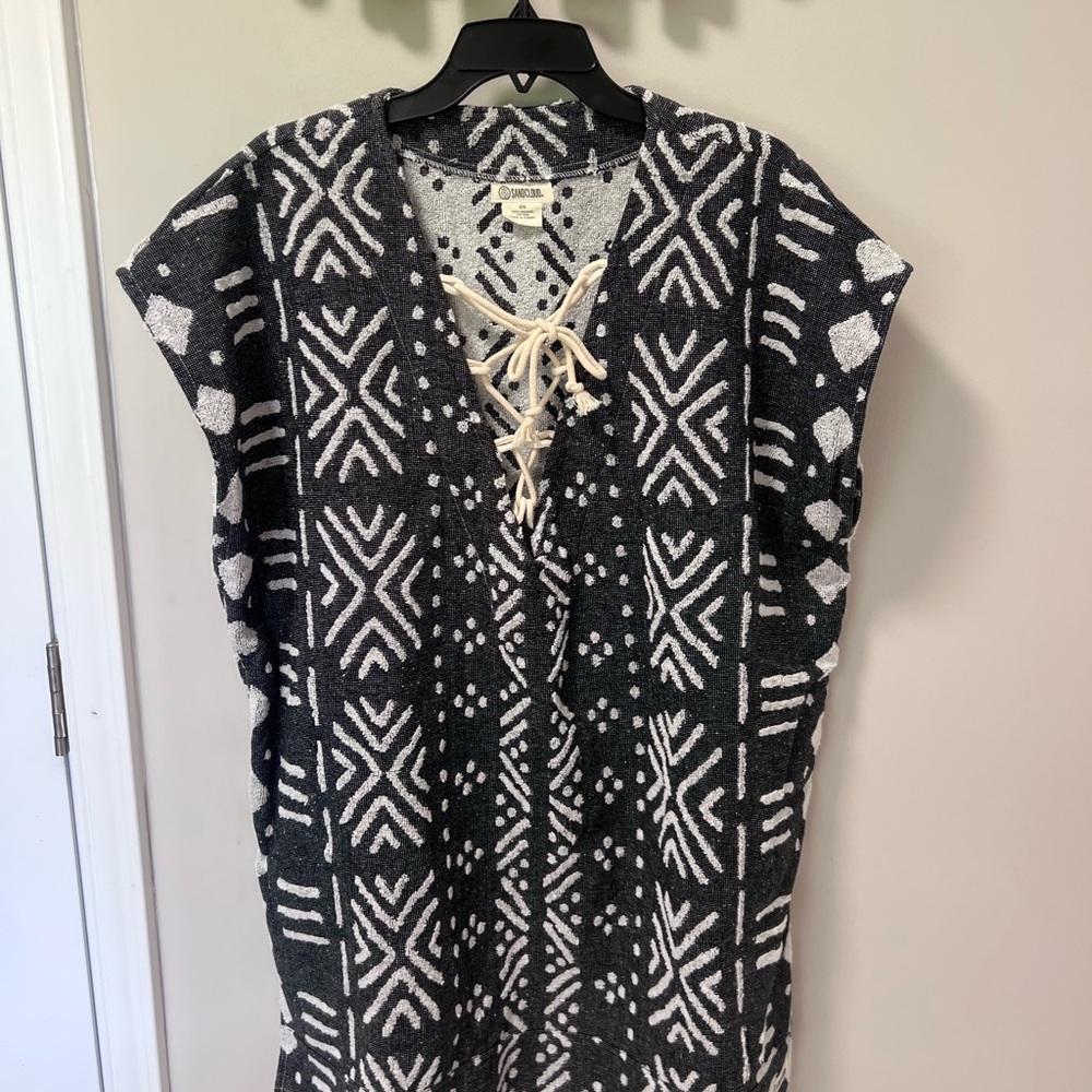 Chic Black and White Patterned Swim Coverup